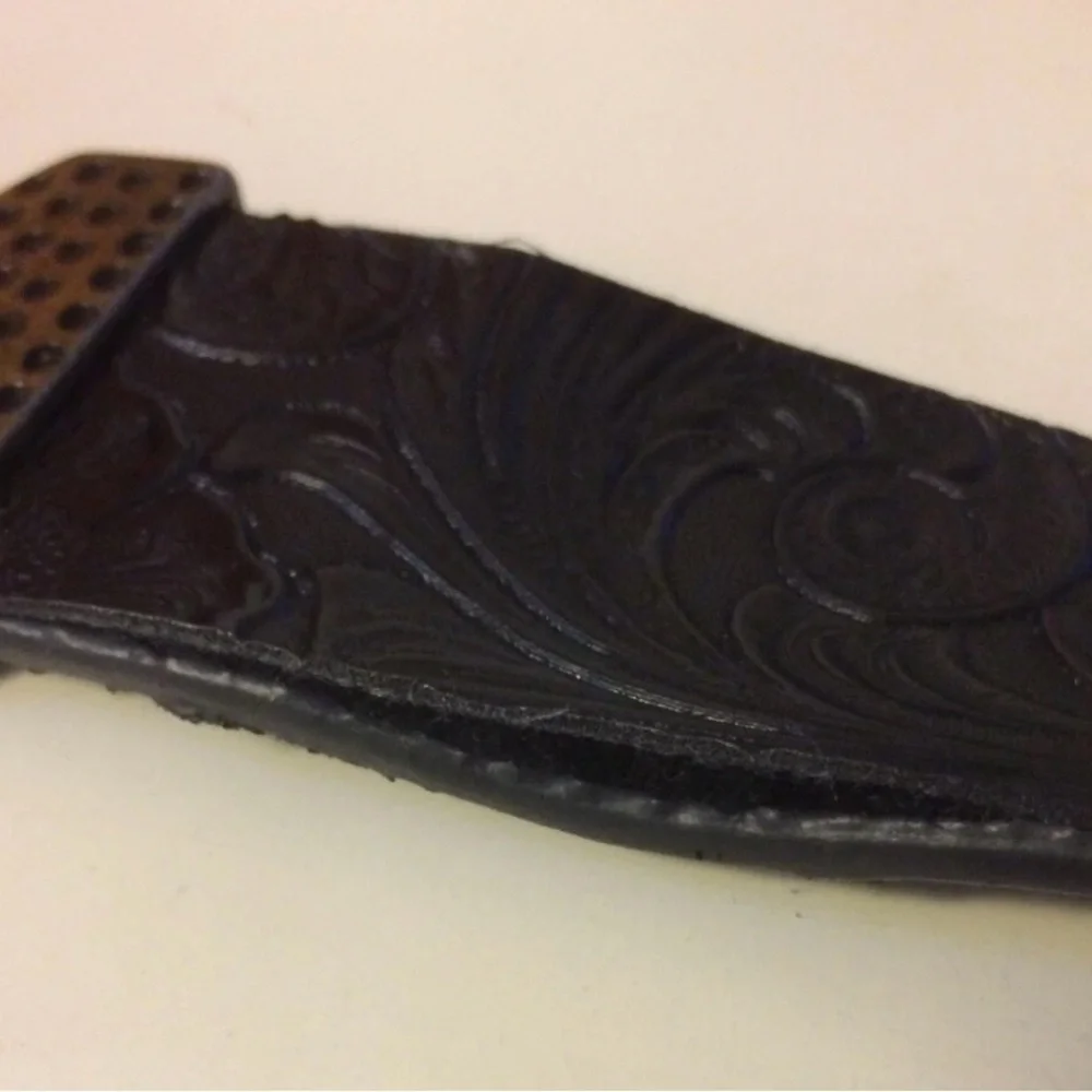 Chico's tooled black leather belt  Leopard Pattern etched brass buckle